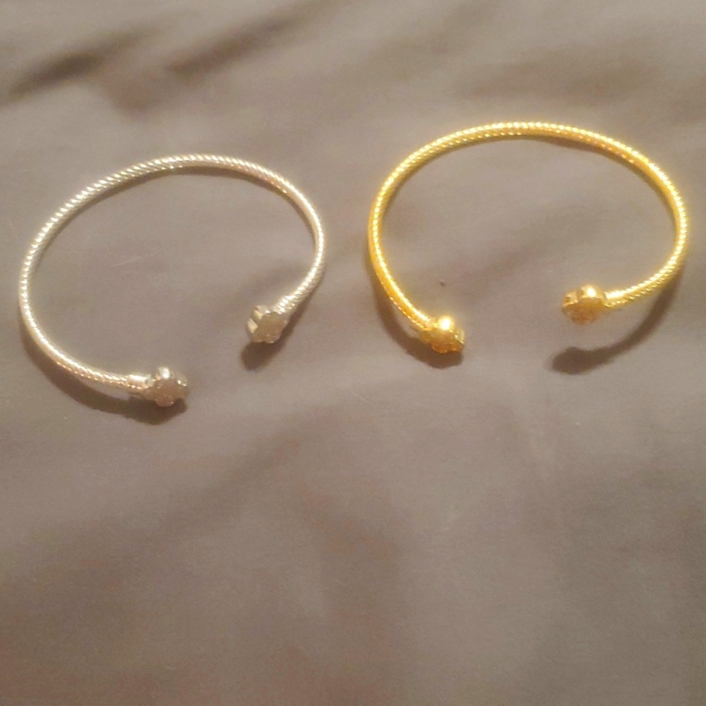 Set of  bracelets